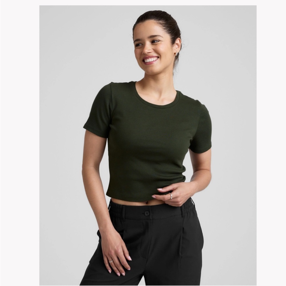 Beyond Yoga Women's Small Rib Baby Tee Olive Ink Dark Green NWT T-Shirt Cropped - Picture 6 of 8